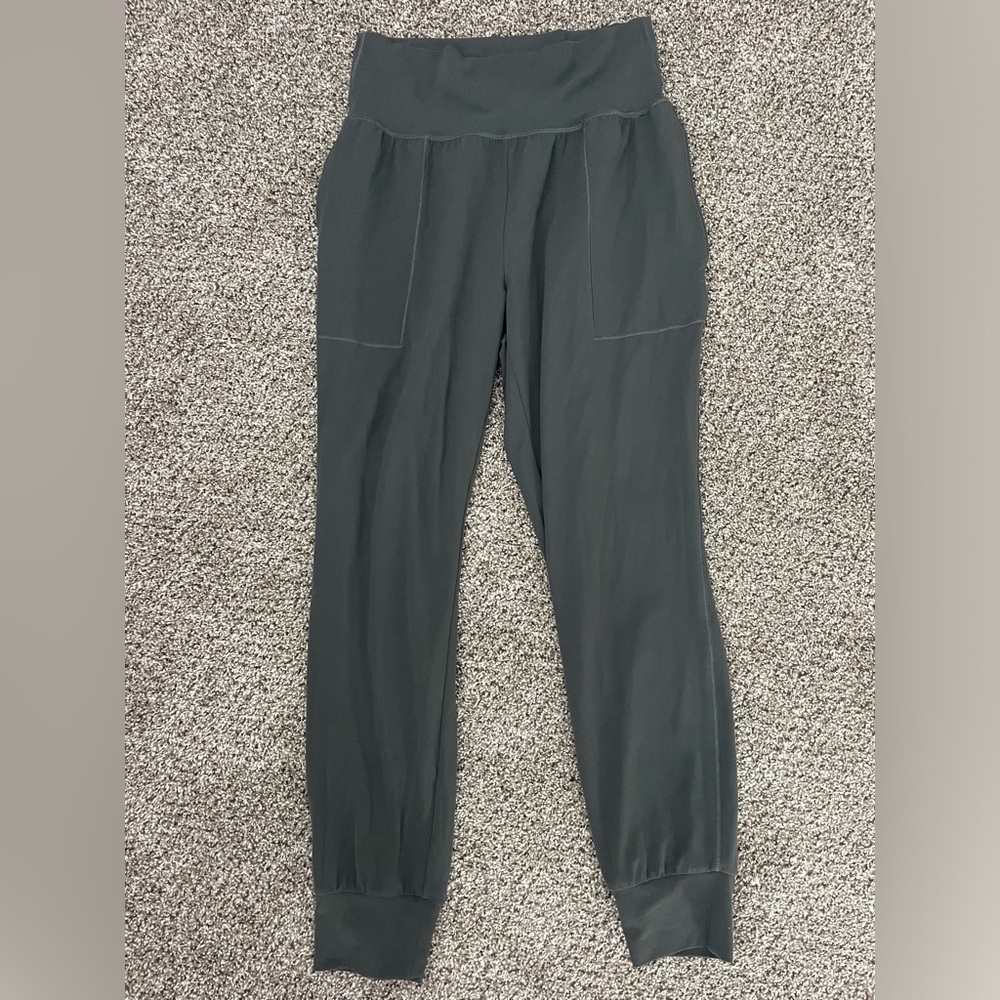 Athleta Cruise Jogger